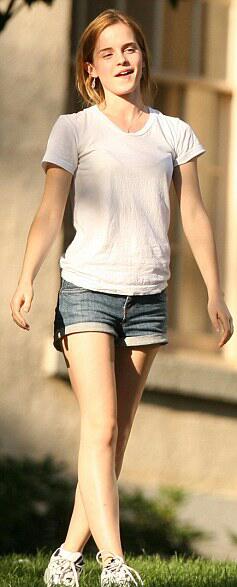 Emma Watson in T-shirt and cutoffs for her first day at college