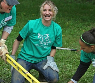 Cameron Diaz joins 9/11 remembrance at Mattapan school